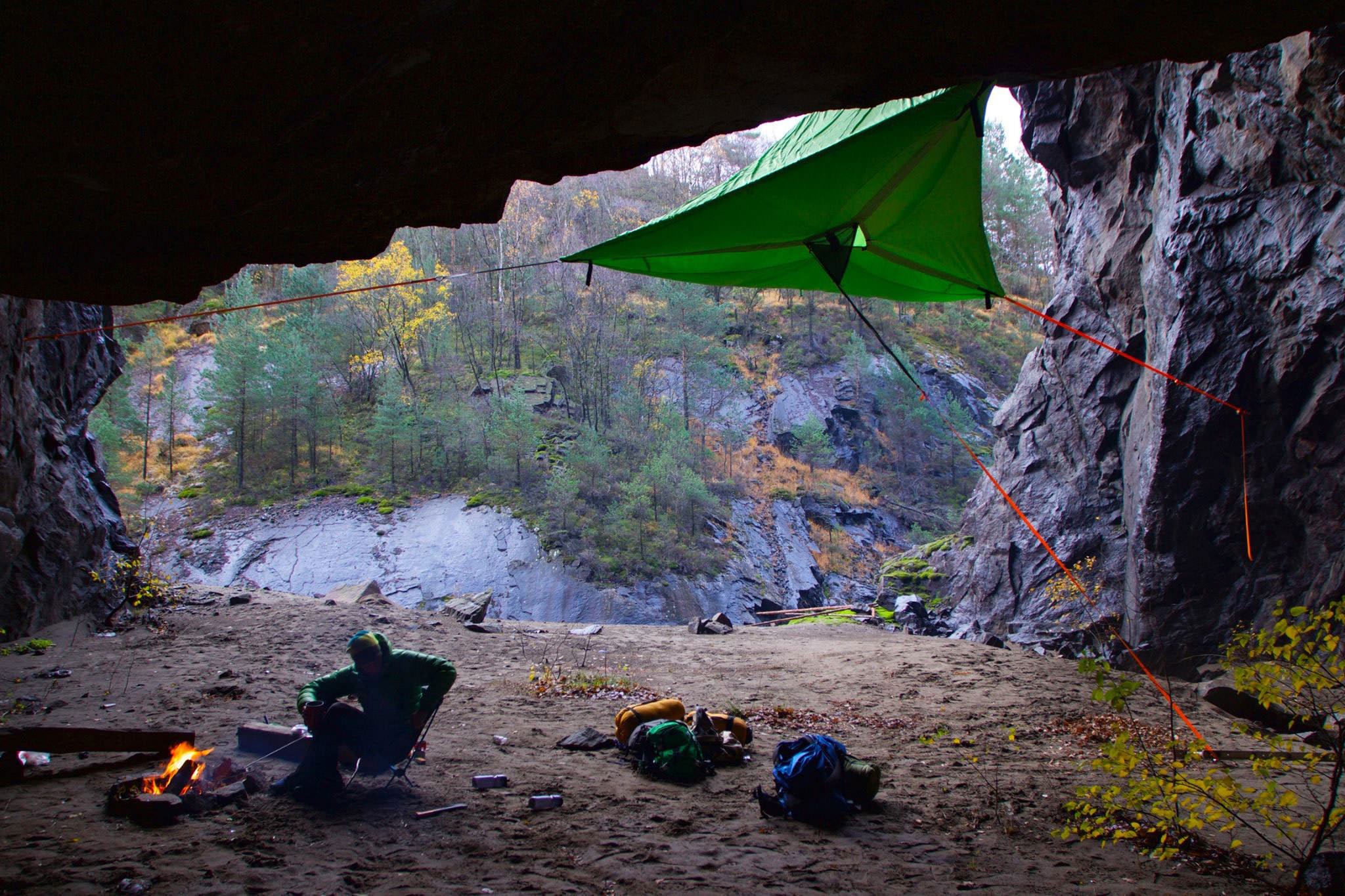 tentsile-hammock-tree-tent-caving-adventure-outdoor