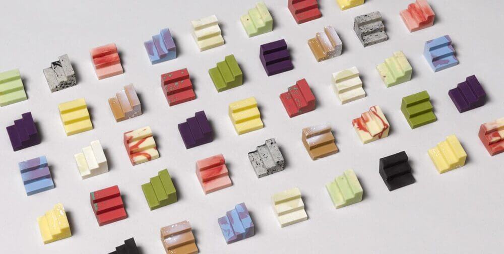 Chocolates modulares que se encaixam para combinar sabores diferentes
