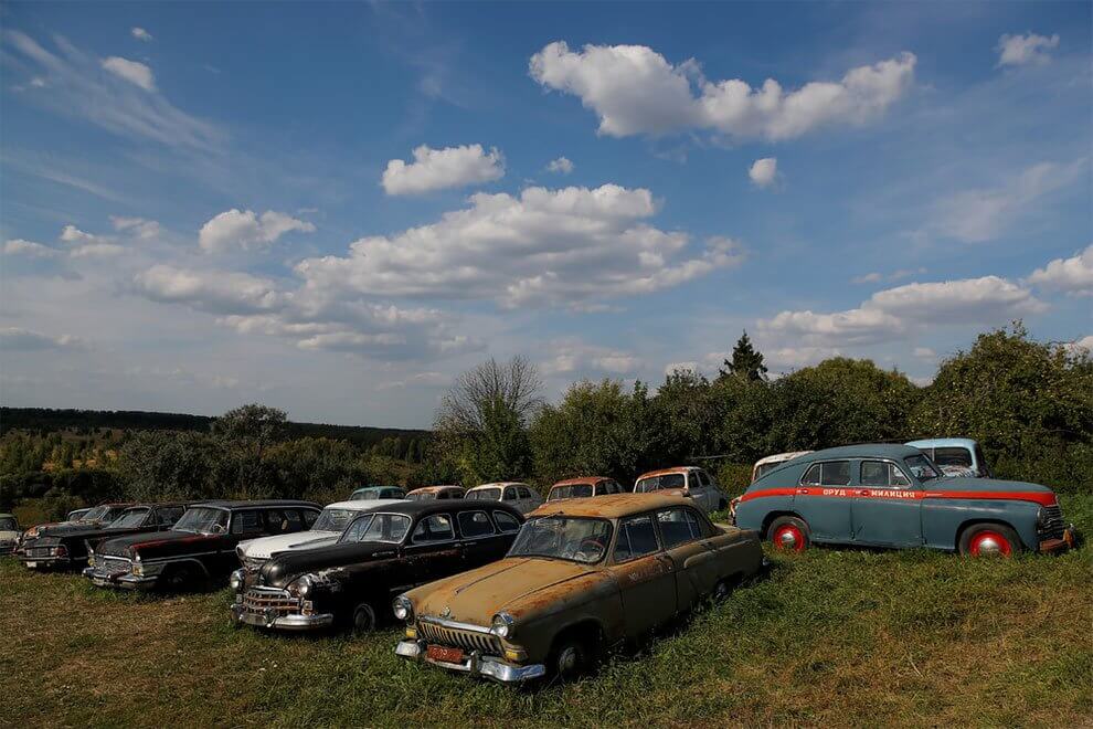 Rust in Peace: um cemitério a céu aberto para carros da Era Soviética